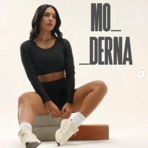 Cropped Manga Longa + Short Cintura Alta